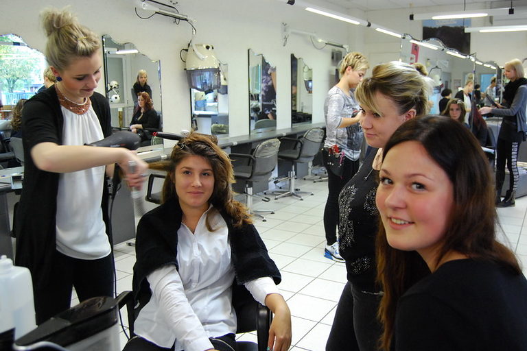 5. - 10. Oktober 2015Lehrlingsaustausch der Friseure und KonditorenCFA Bourgesgefördert durch das Deutsch-Französische JugendwerkFotos: Karl-Heinz Schwall