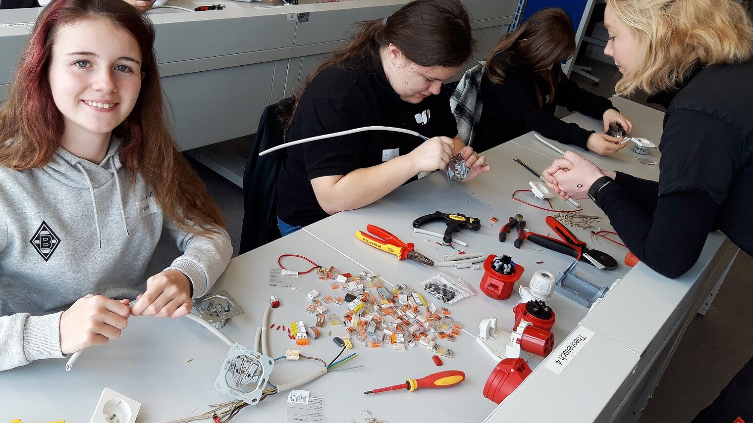 Girls' Day 2023 - Elektrowerkstatt HWK Trier